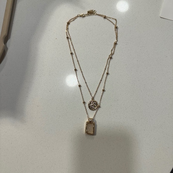 Layered Necklace - Picture 1 of 6